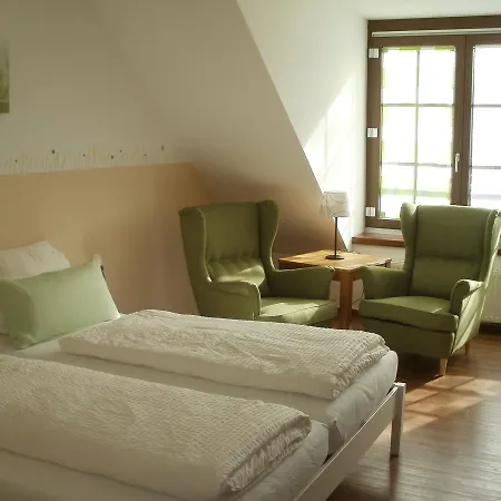 بيت ريفي Gaestehof - Weinbau Saeger *