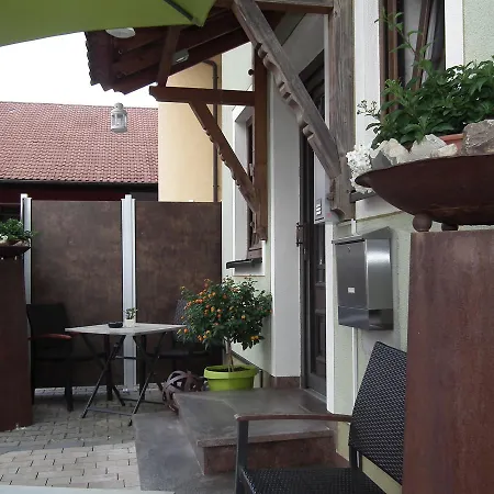 Gaestehof - Weinbau Saeger Kro *